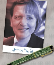 Kombi-Porträt Schröder-Merkel